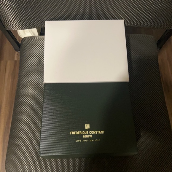 Frédérique Constant Classics Heartbeat - Picture 4 of 6